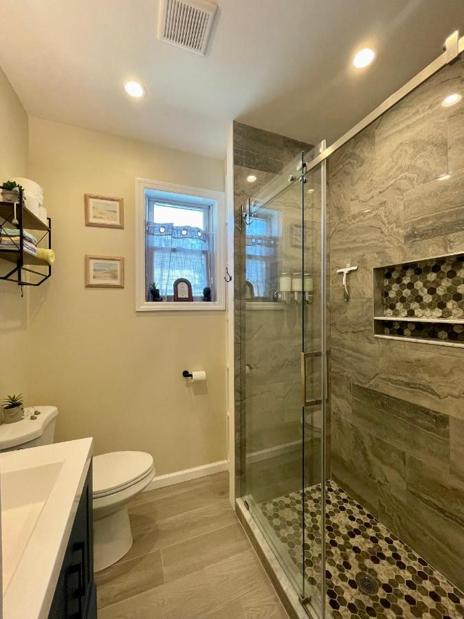 New York City Private Bedroom Near The Free Ferry Boat! - 5