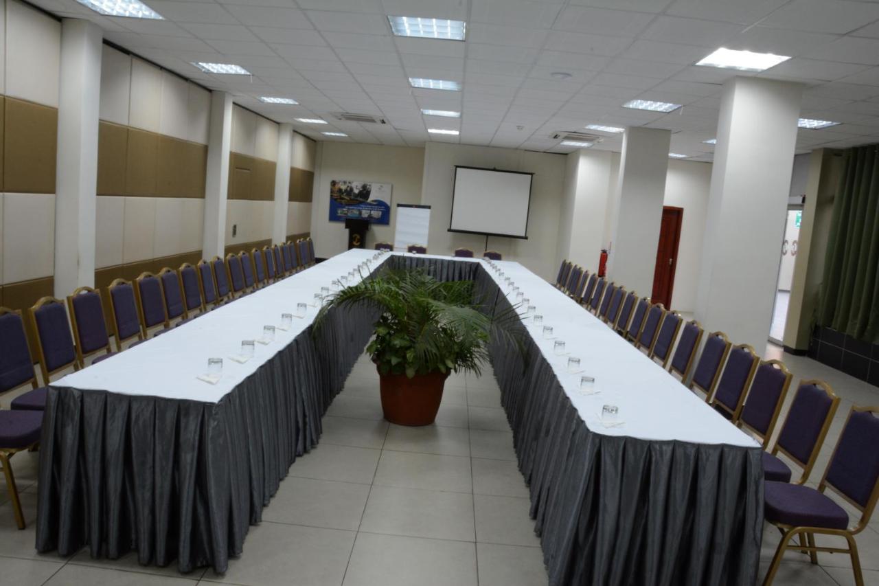 Hotel La Falaise Yaounde photo