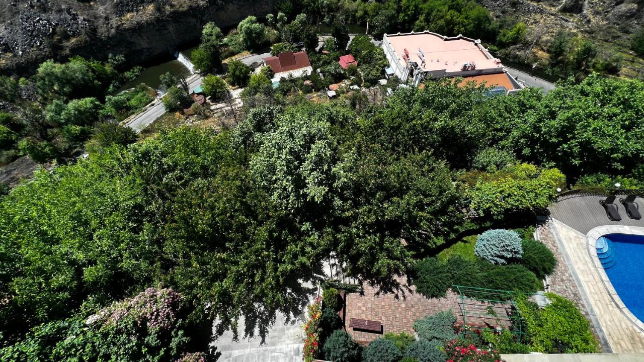 Olympia Garden Hotel photo