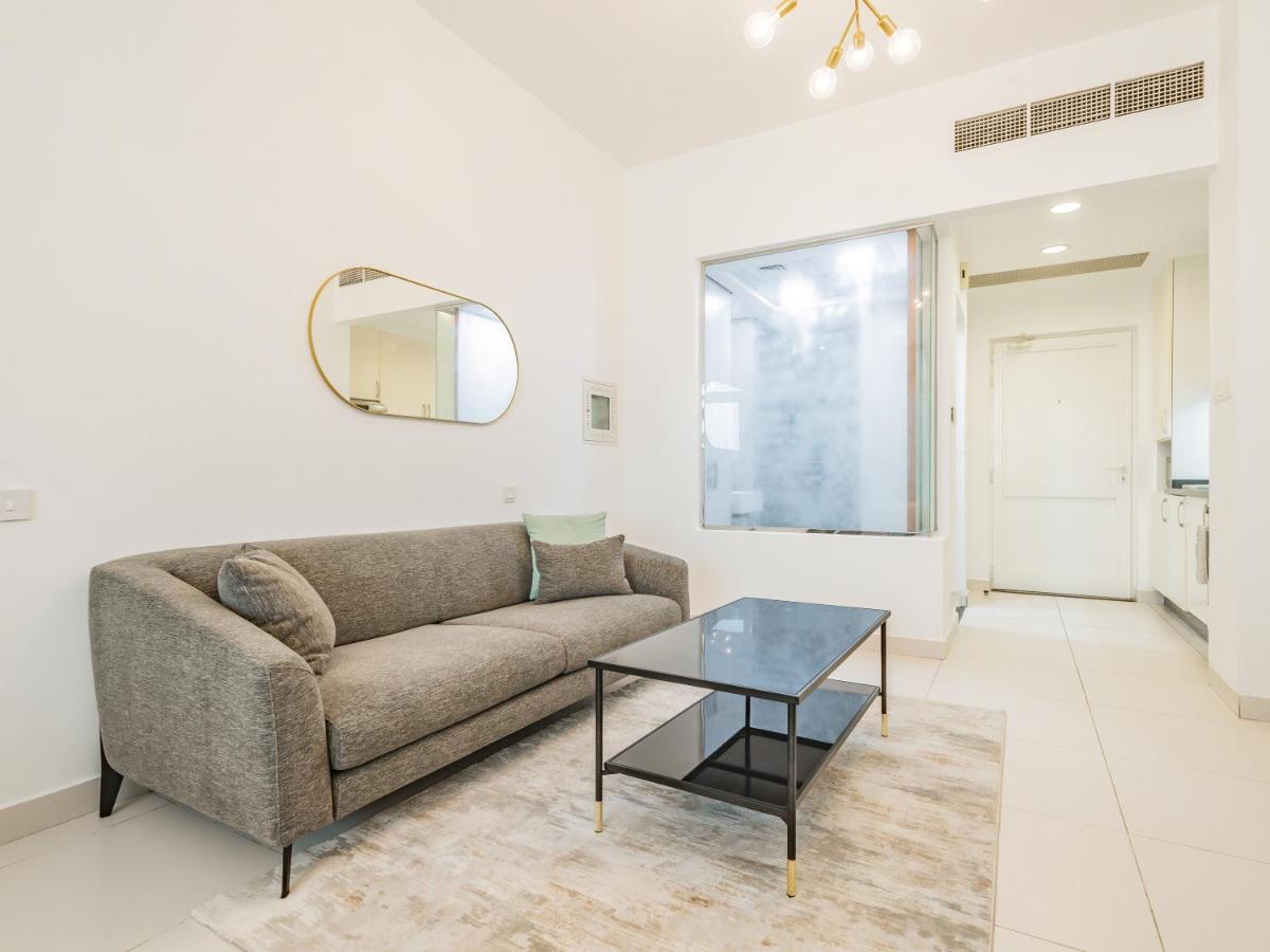 Minimalistic Studio in Palm Views - Palm Jumeirah