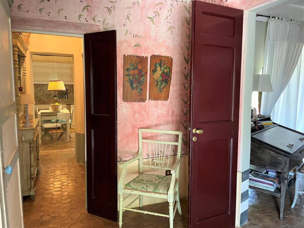 Villa La Vigna - Nella baia di Pollara, incantevole con piscina photo