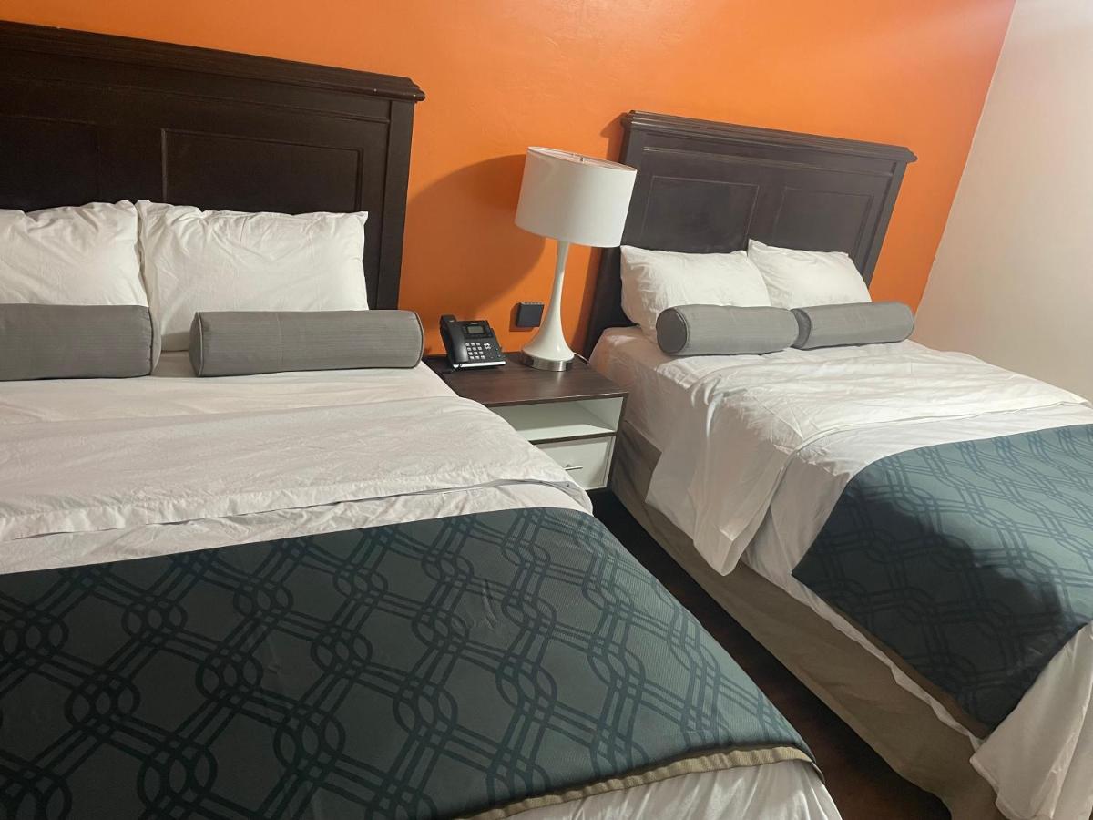 B&J HOTEL AND APARTMENTS — photo 13