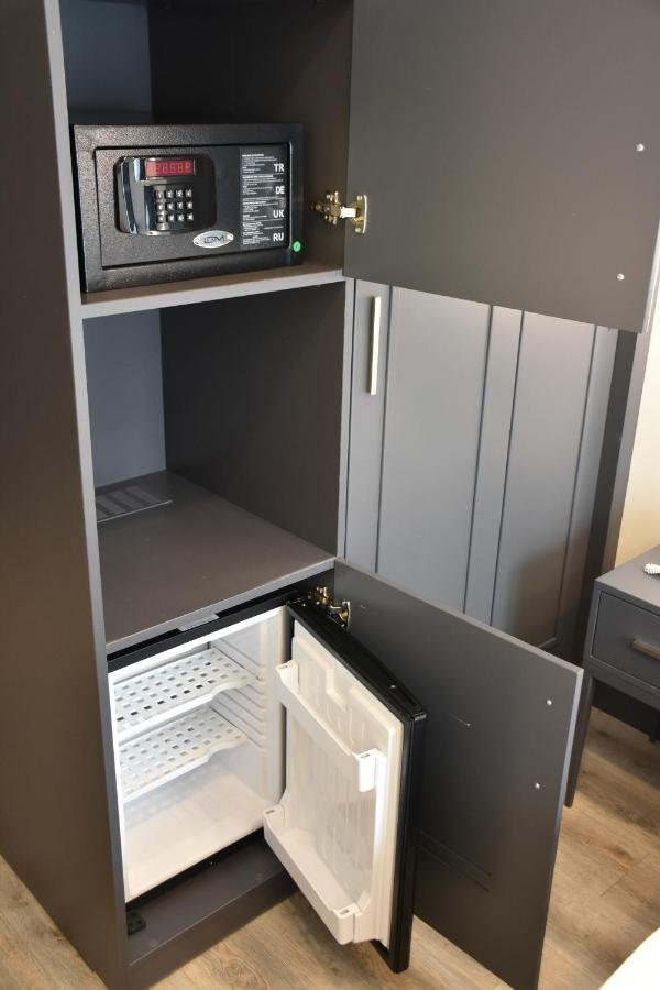 Shishly Palace Hotel - 4