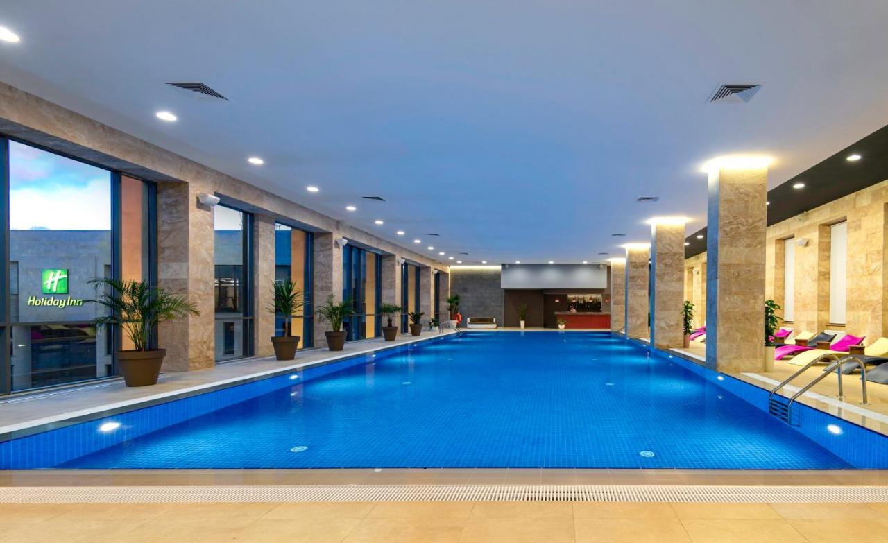 Holiday Inn Yerevan - Republic Square, an IHG Hotel photo
