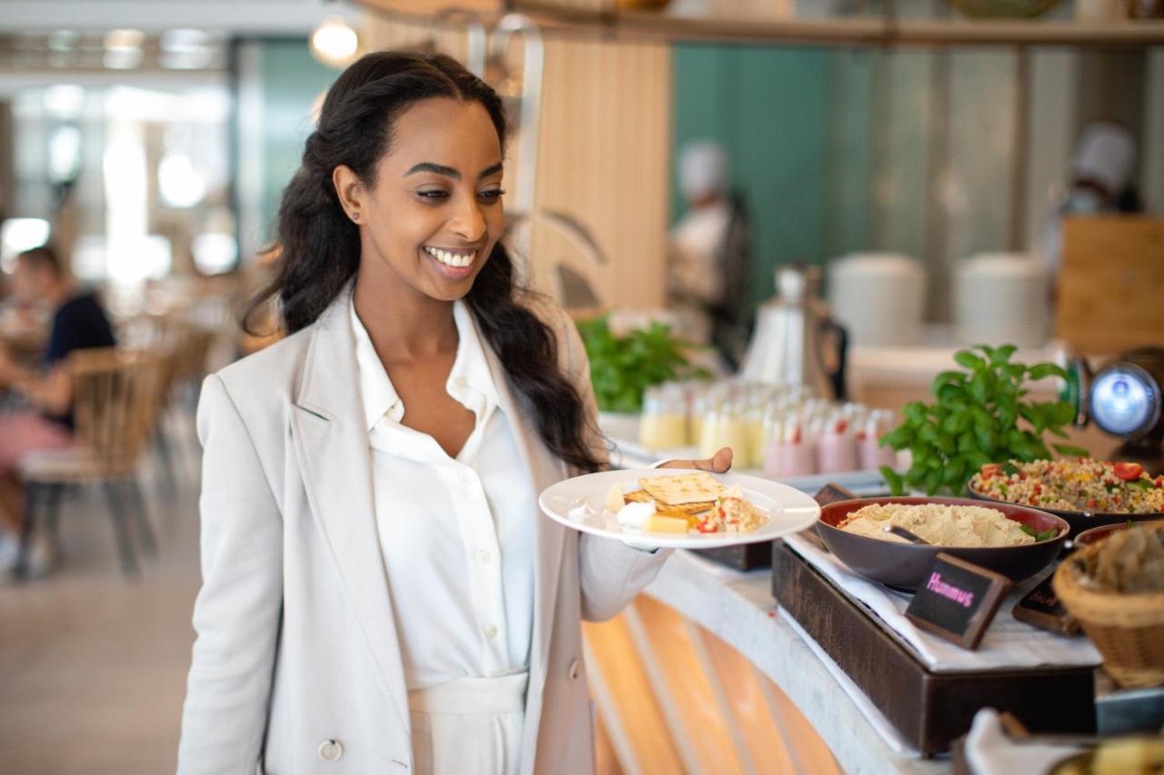 Delta Hotels by Marriott Dubai Investment Park - 3