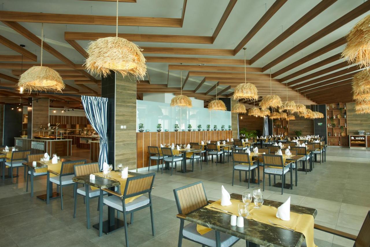 Secrets Sunny Beach Resort and Spa - Premium All Inclusive - Adults Only photo