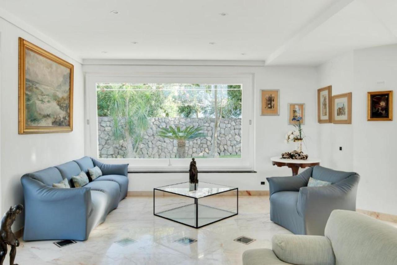 Amore Rentals - Villa Romeo photo