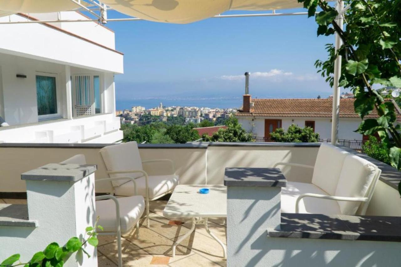 Amore Rentals - Villa Romeo photo