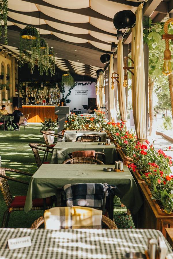 Grand Hotel Baku Central Park photo