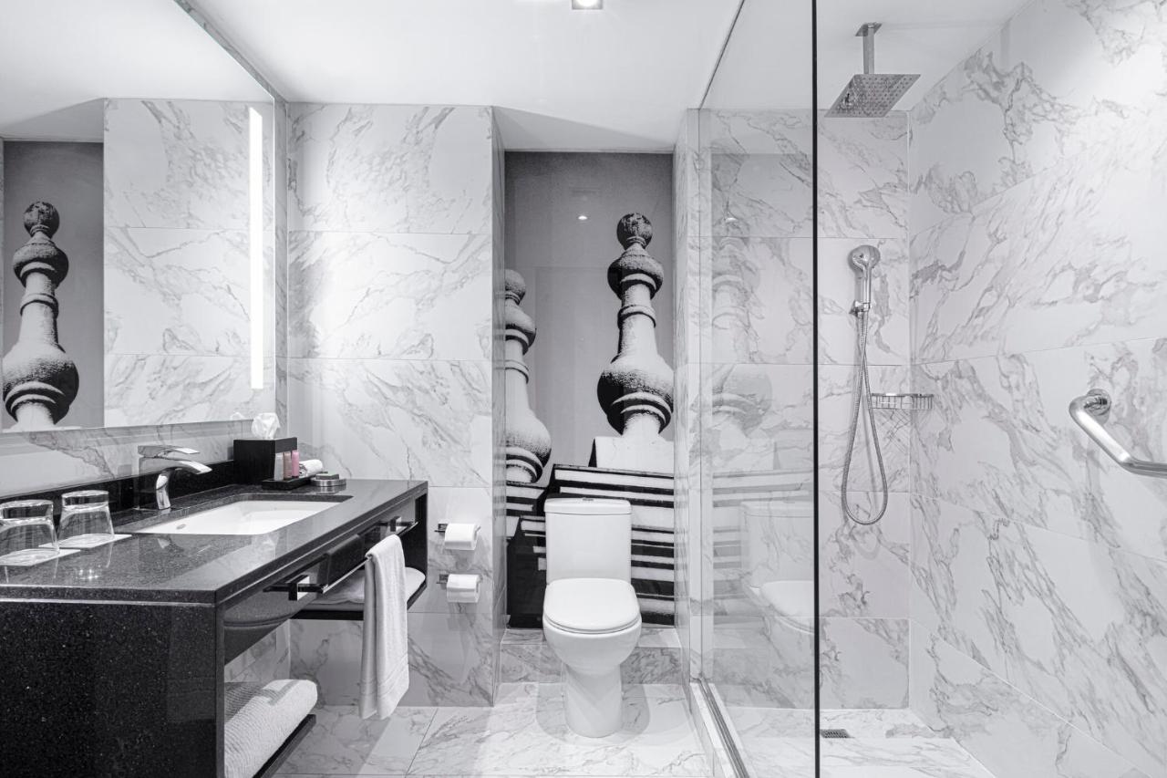Renaissance Santiago by Marriott photo