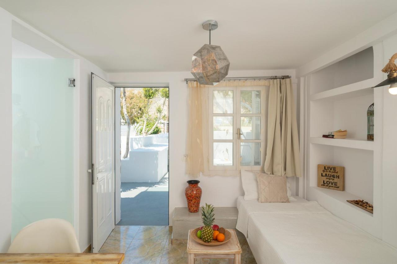 Loukas & Emma Eco Houses - 2