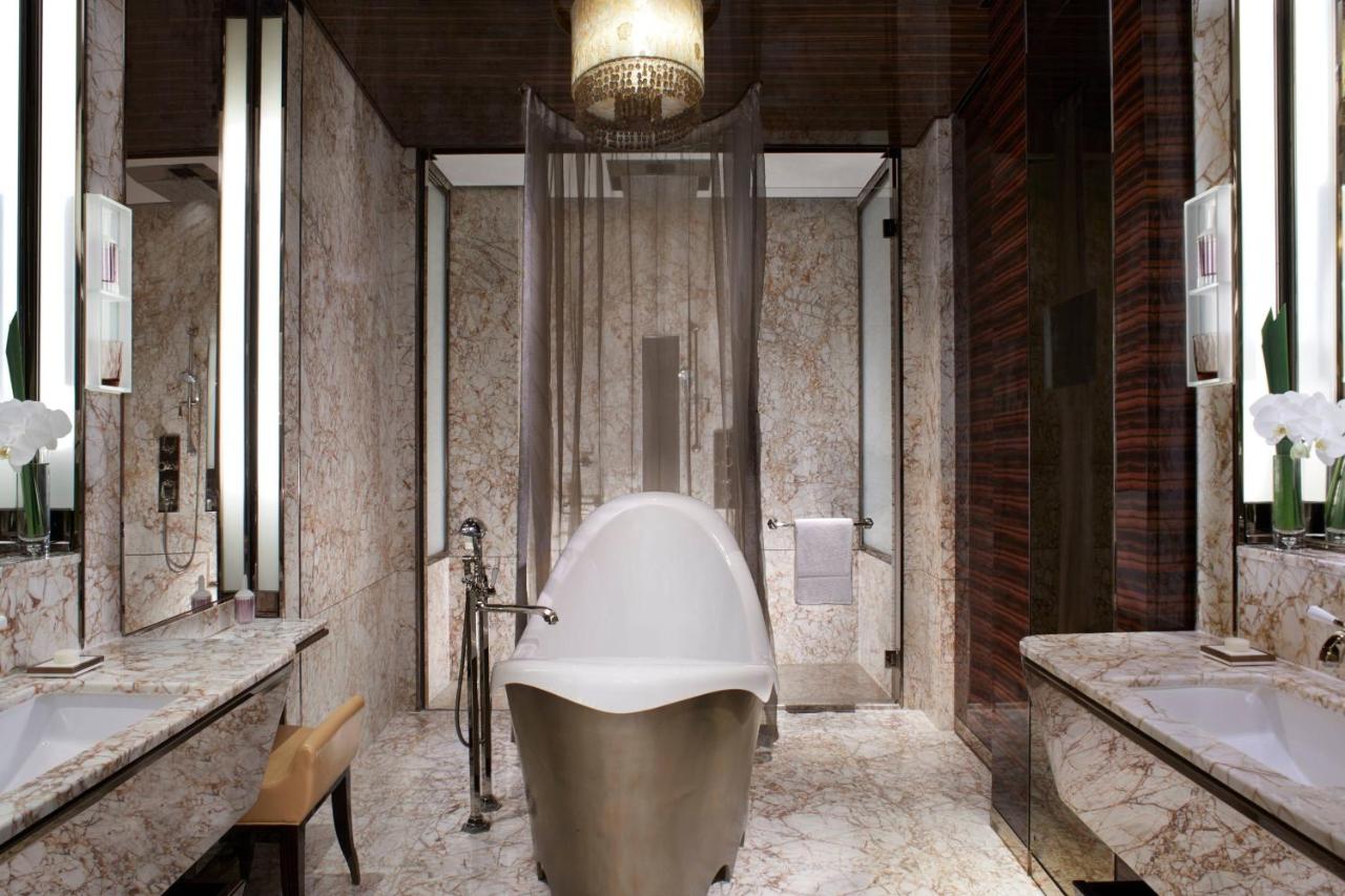 The Ritz-Carlton Shanghai, Pudong photo