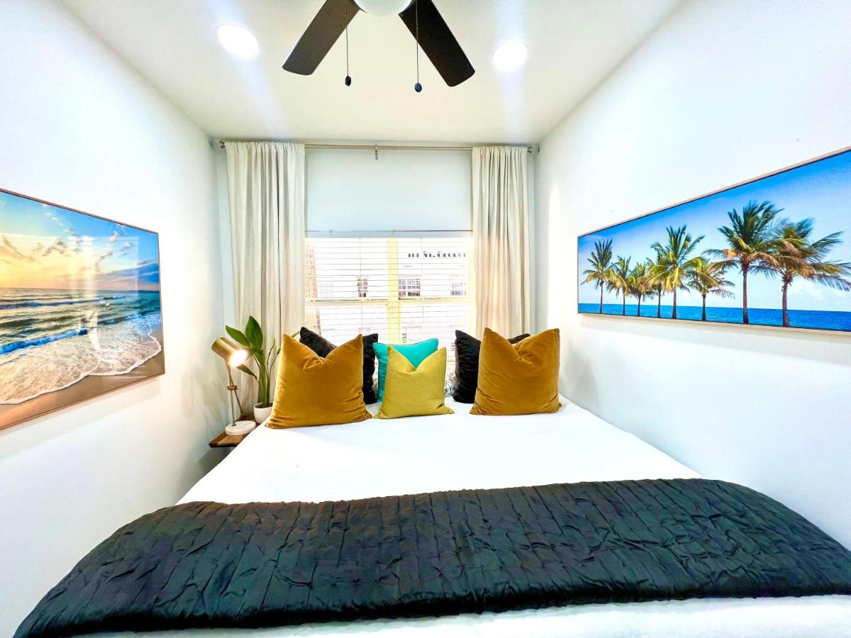 SOBE MONARCH 2 - 2 Bedroom 2 Bathroom Apts - 2 Independent 1 bedrooms apts - 2