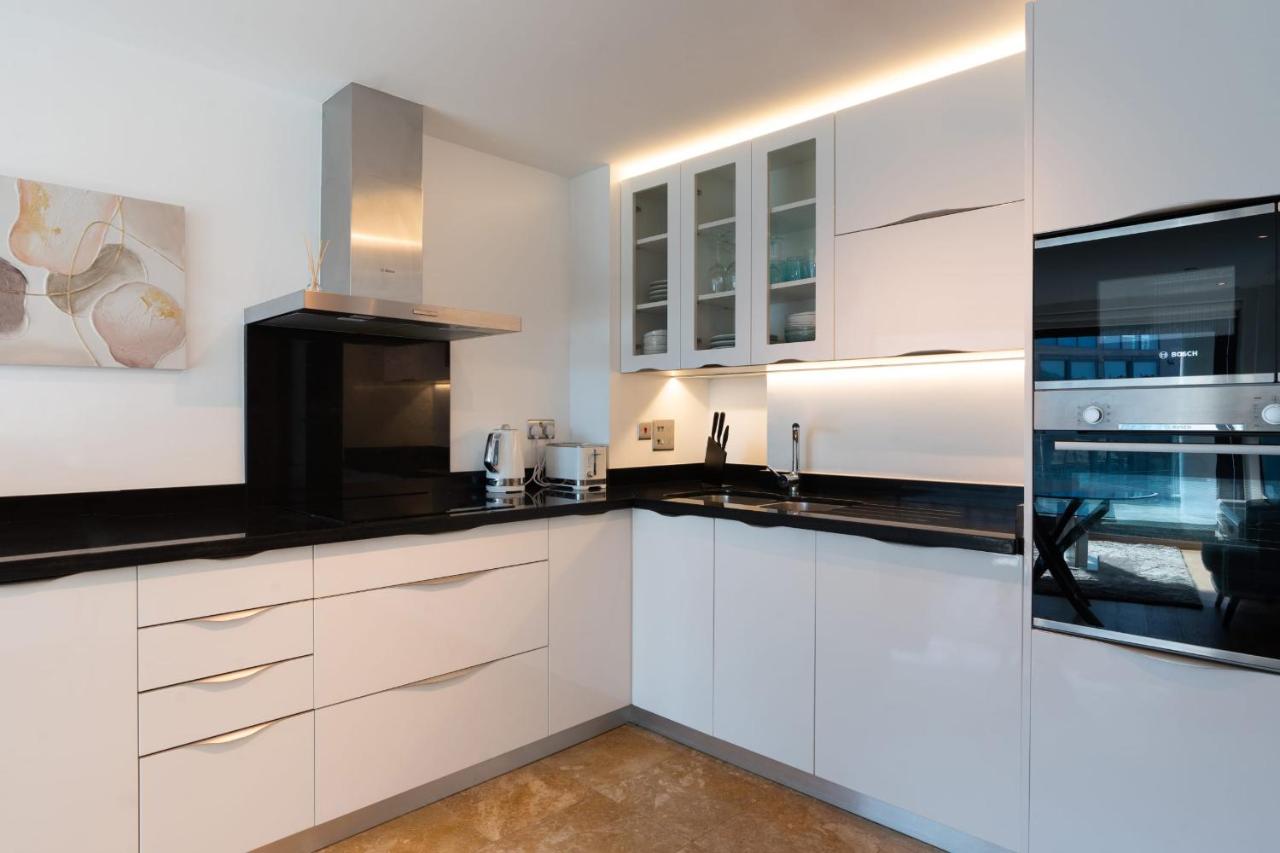 Seaside Serenity Oasis - High floor - Stunning Views