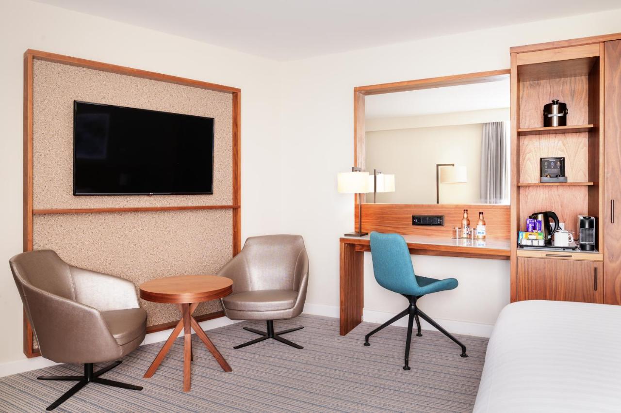 Junior Suite, 1 King, Sofa bed