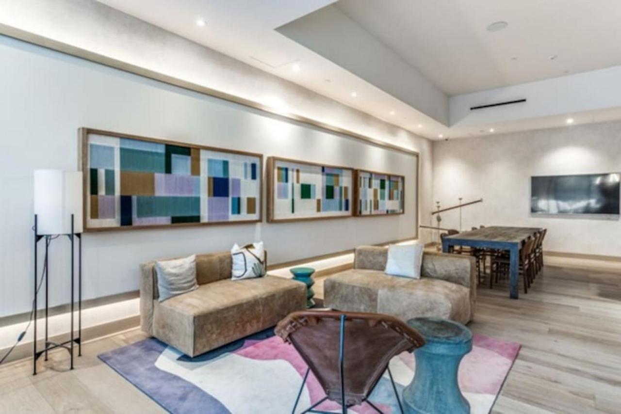 2 BR Lux Panoramic View - Rainey - 5