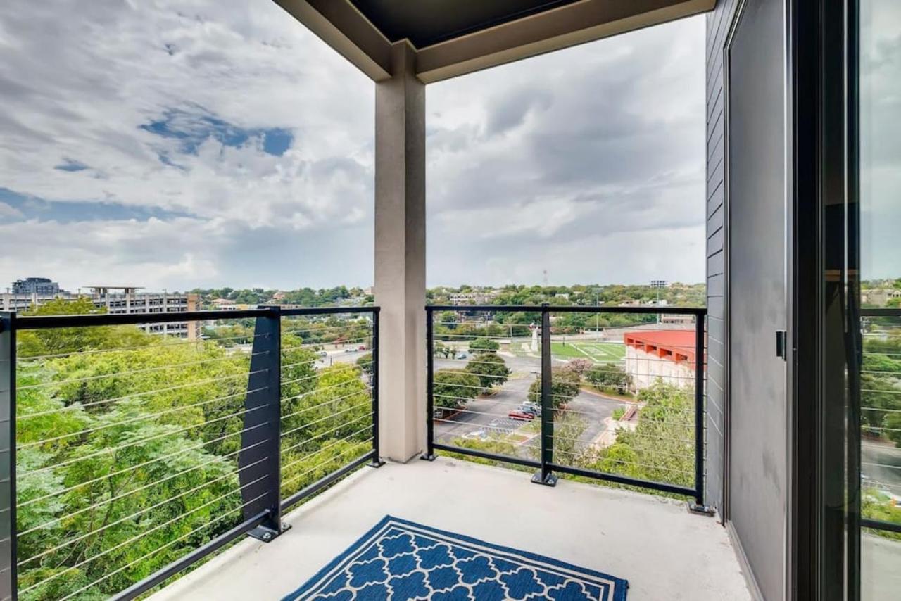 Capitol View Condos - Downtown Austin - Lone Star - 5