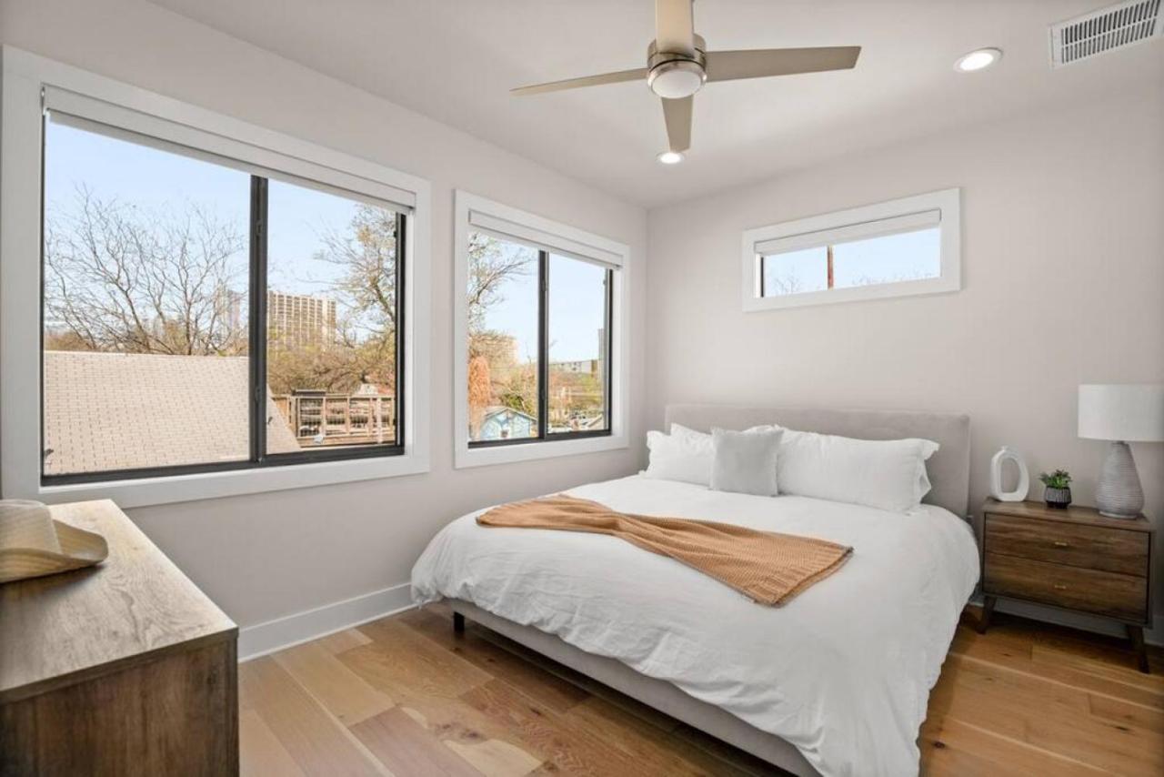 Grand Oasis At E Austin With Pool - 2