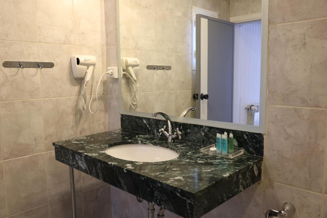Chateau D'eau Hotel photo