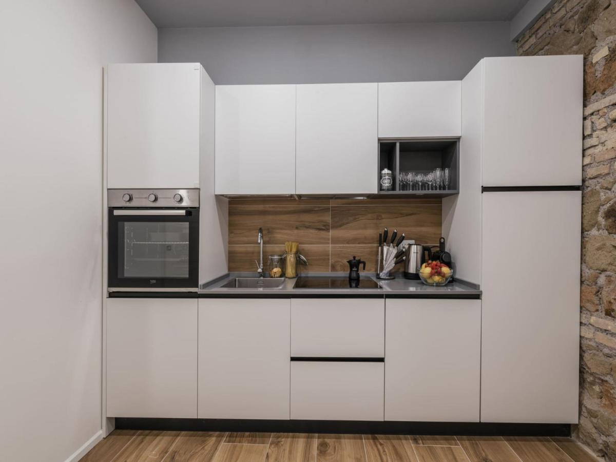 The Best Rent - Modern three-bedroom apartment a few steps from the Colosseum - 4