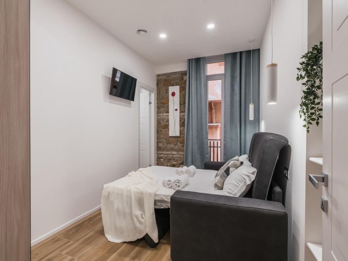 The Best Rent - Modern three-bedroom apartment a few steps from the Colosseum - 5