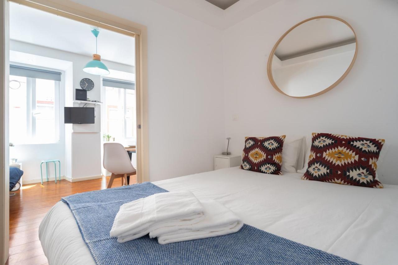 Lisbon Mouraria Apartment - 2