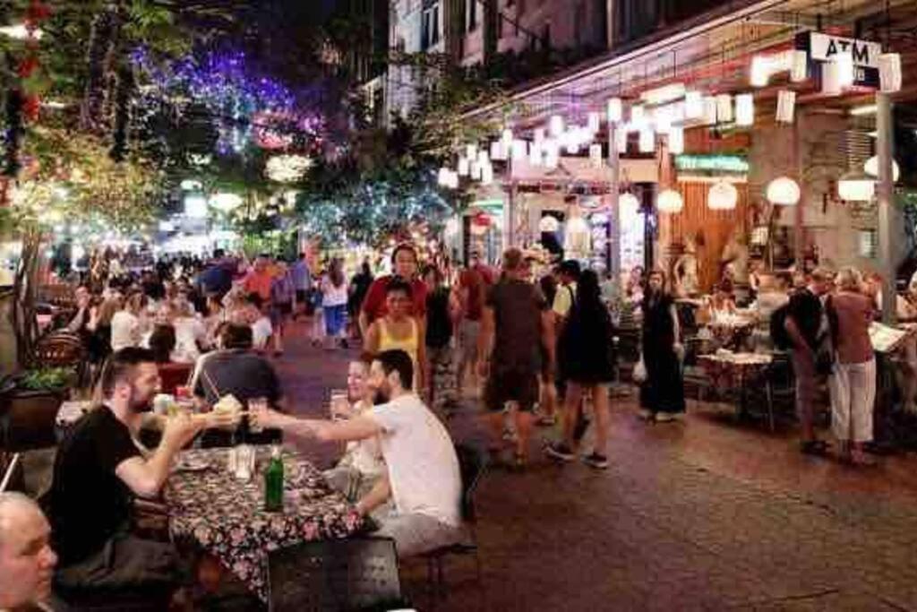 Unwind in oldtown, private floor, near Grand Palace - 2