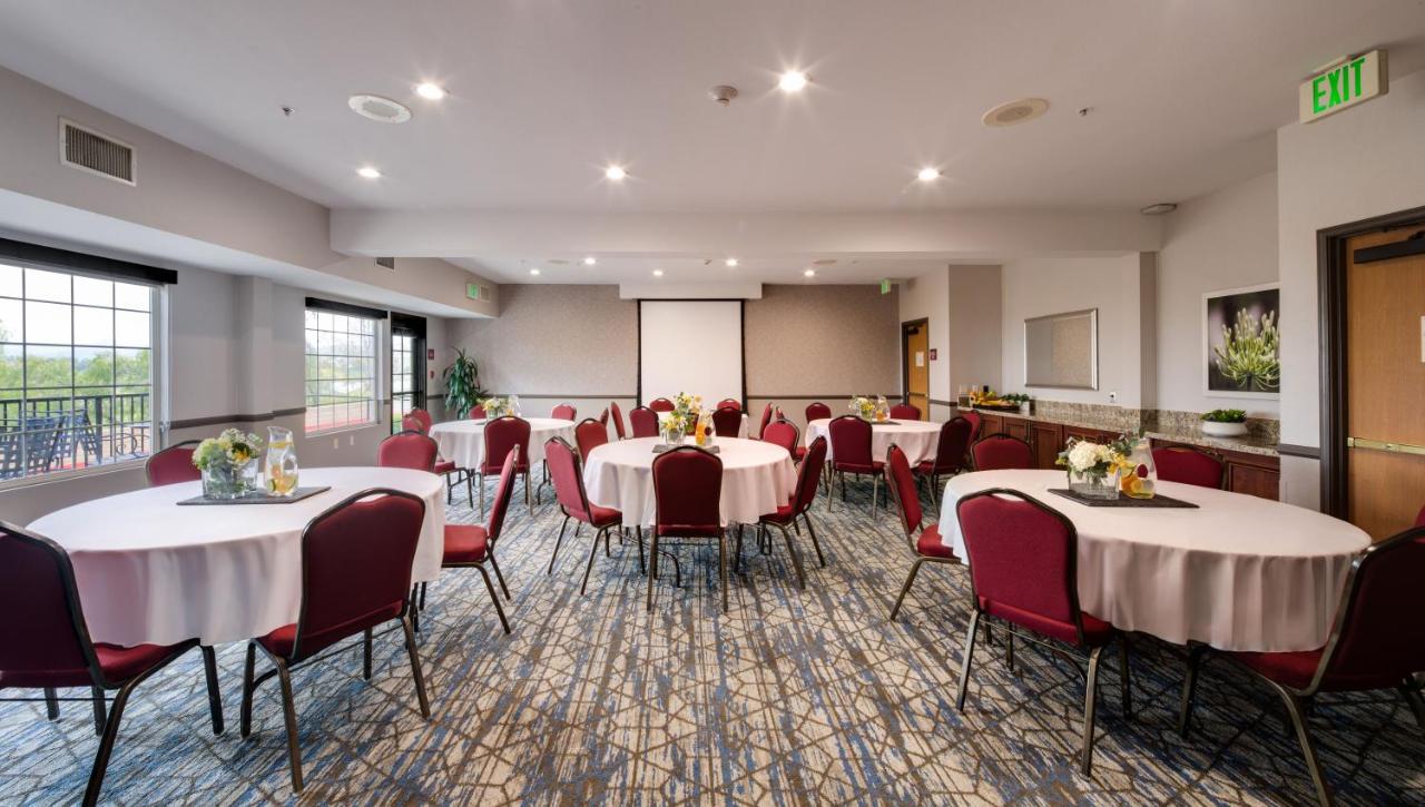 Ayres Suites Mission Viejo - Lake Forest — photo 8