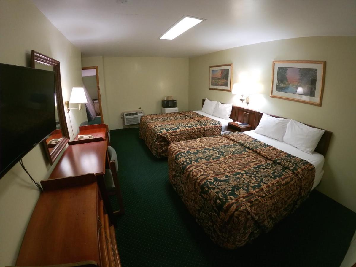 BUDGET INN — photo 7
