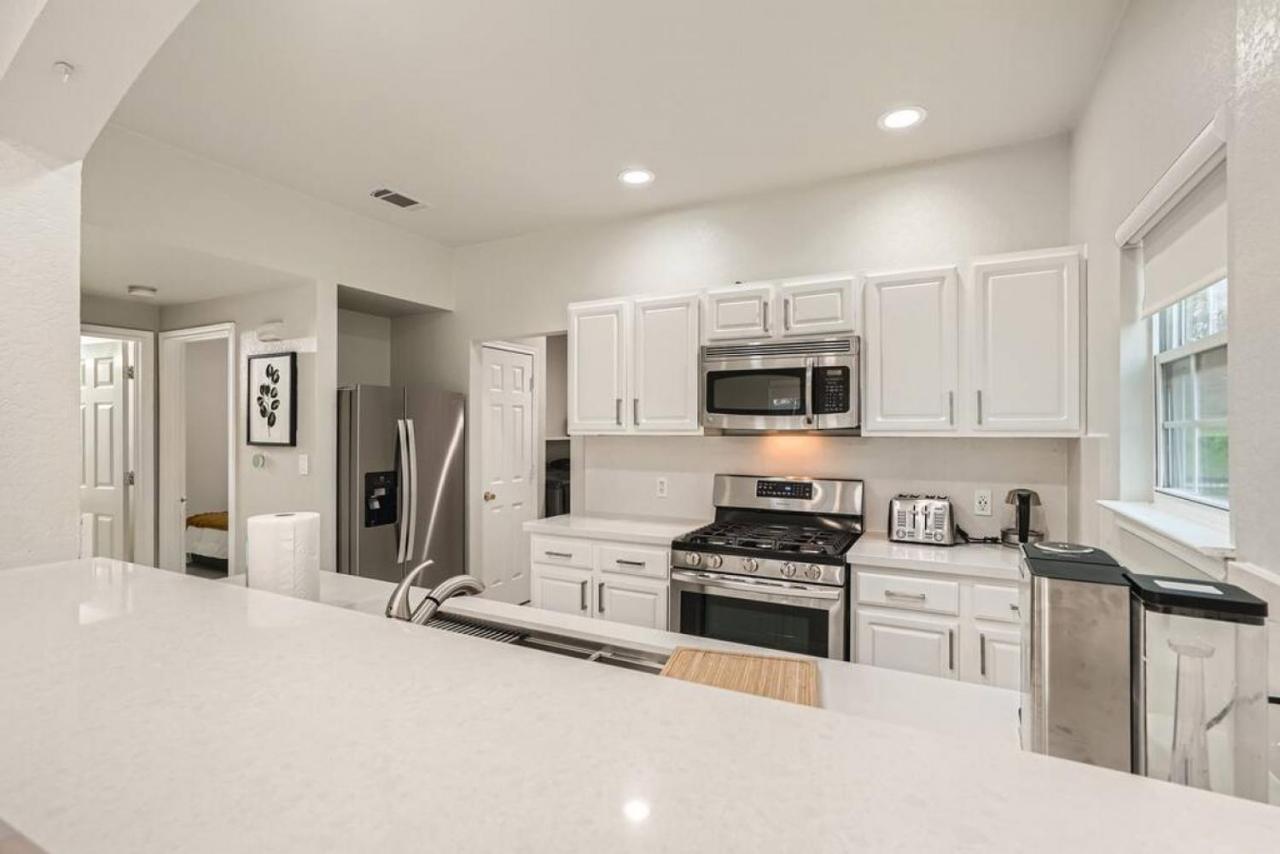 Superb White Modern Farm House - 4