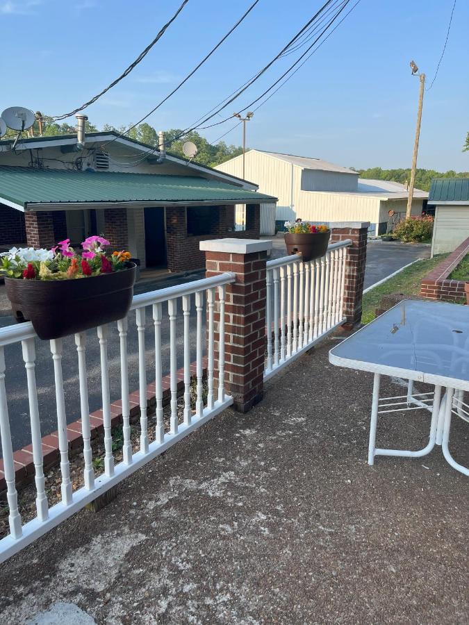 Pine Tree Inn — photo 17