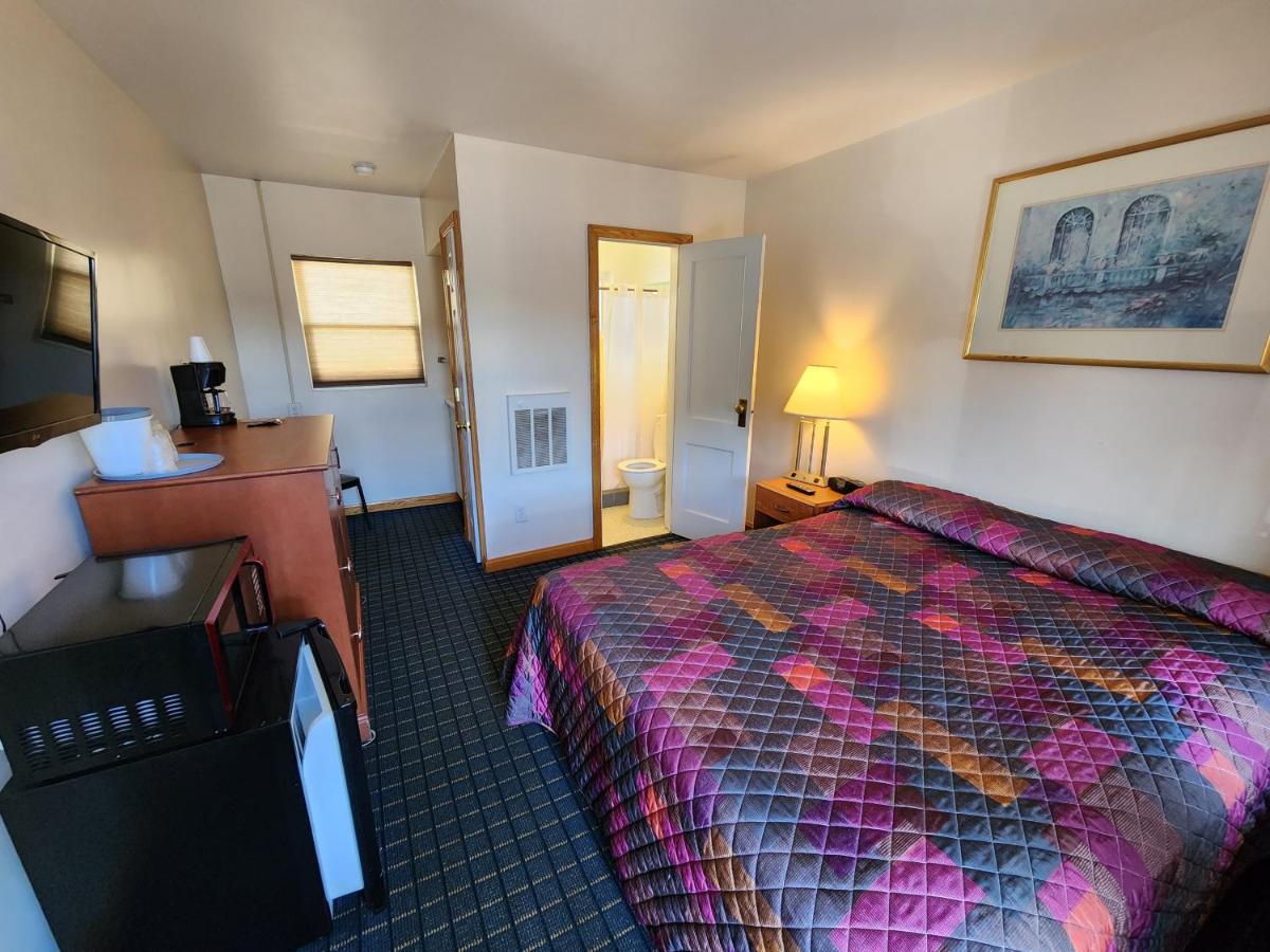 Meads Motel — photo 10