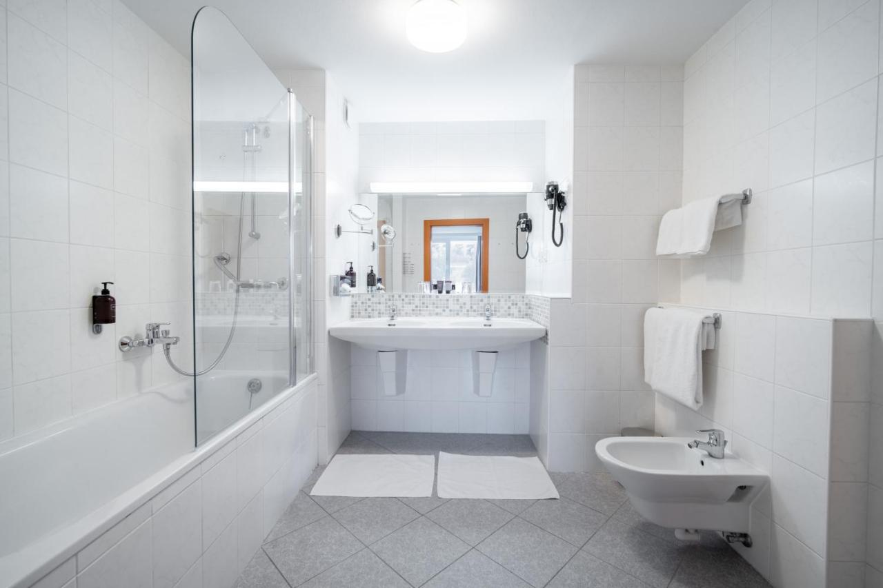 OREA Hotel Pyramida Praha photo