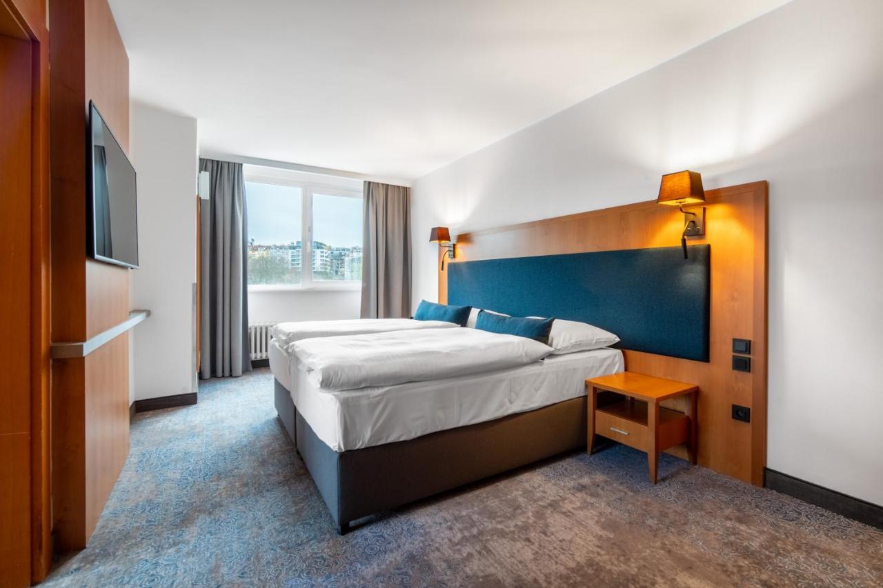 OREA Hotel Pyramida Praha photo