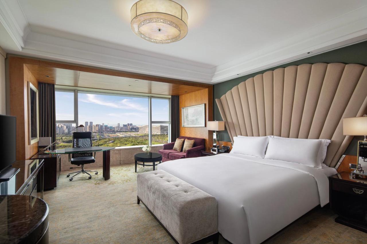 InterContinental Century City Chengdu, an IHG Hotel photo