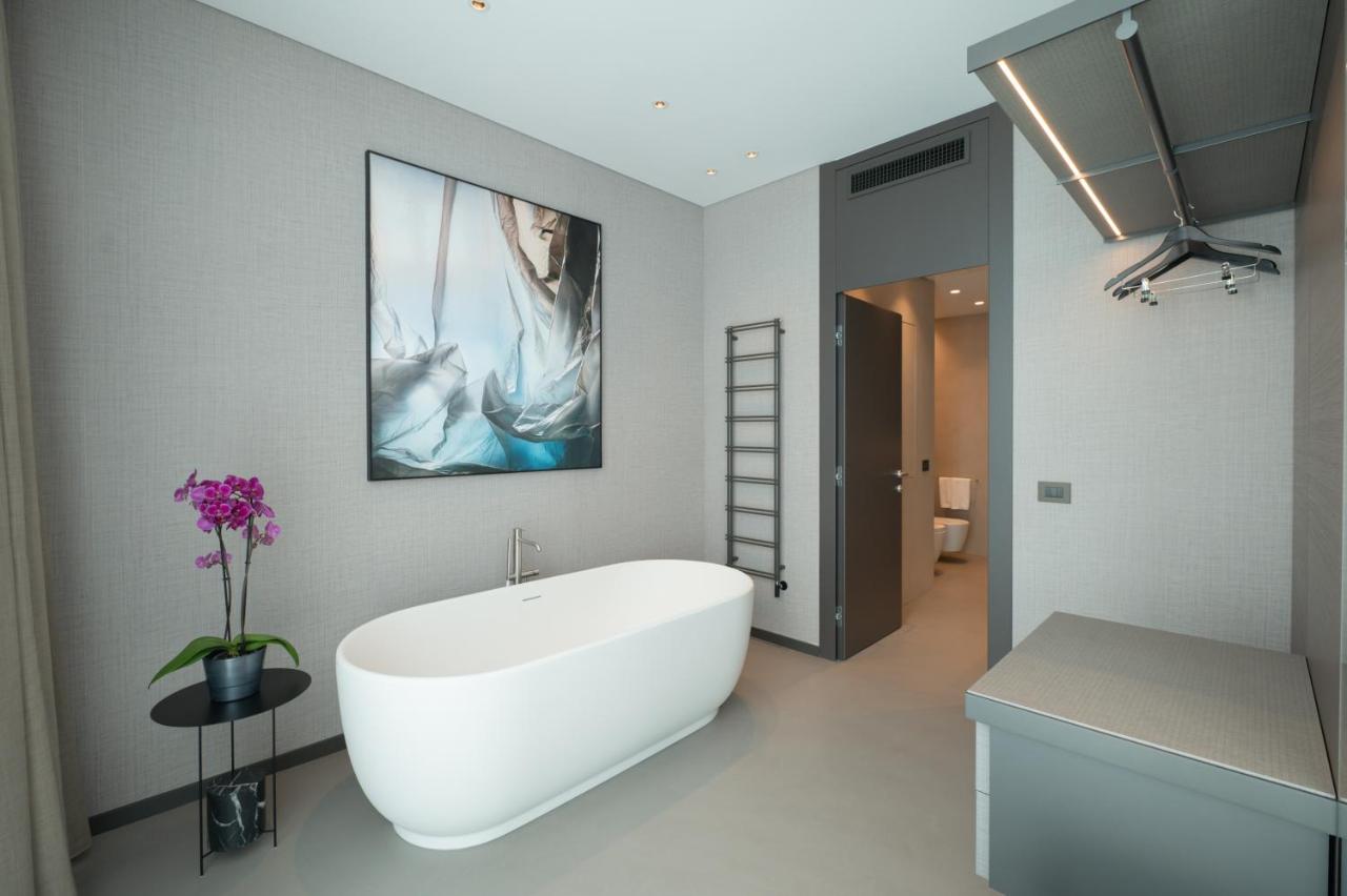 DUPARC Contemporary Suites photo