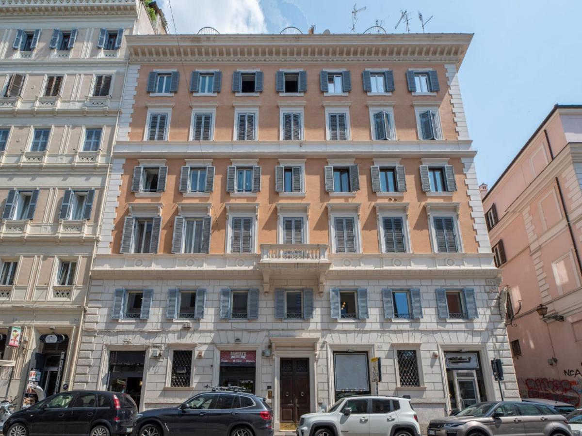 The Best Rent - Spacious three-bedroom apartment near the Colosseum - 5