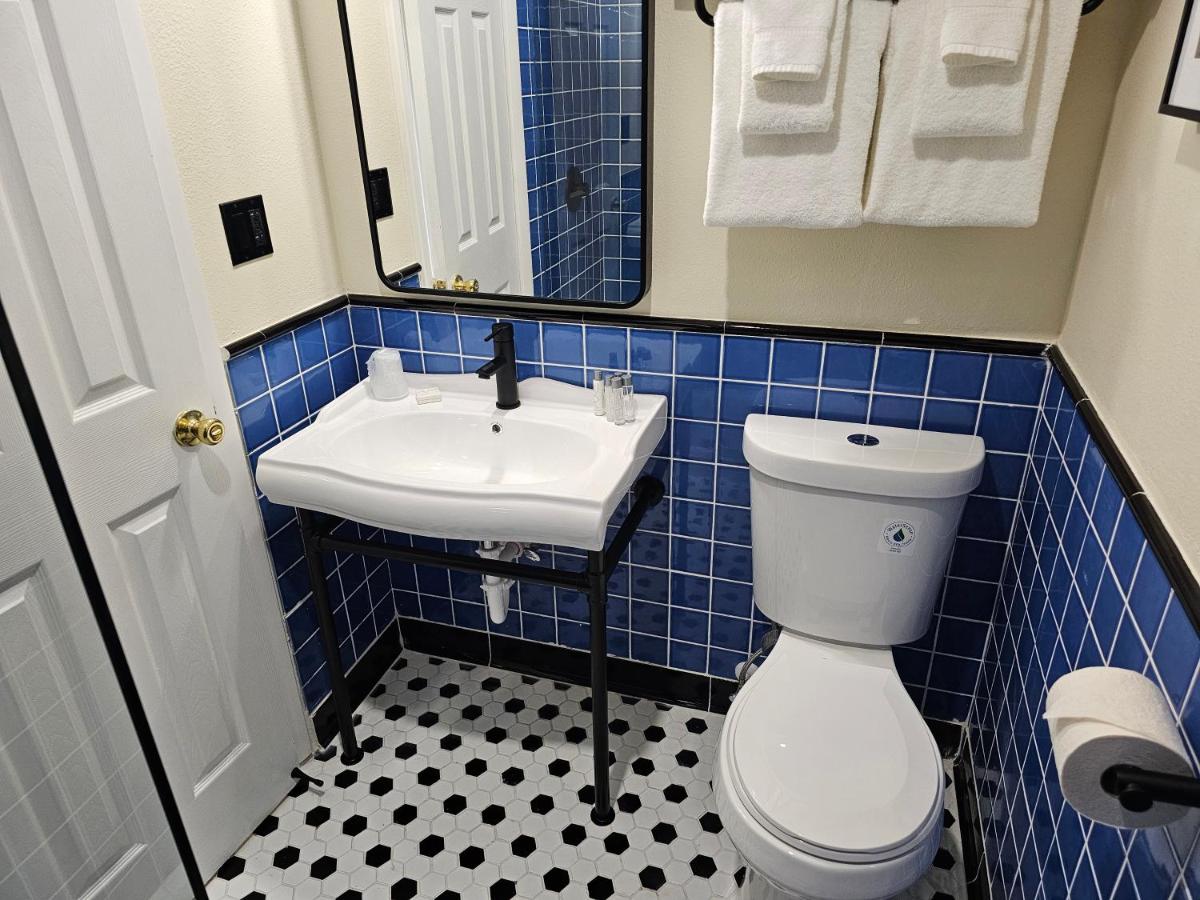 The Hotel Laurel at Seneca — photo 12