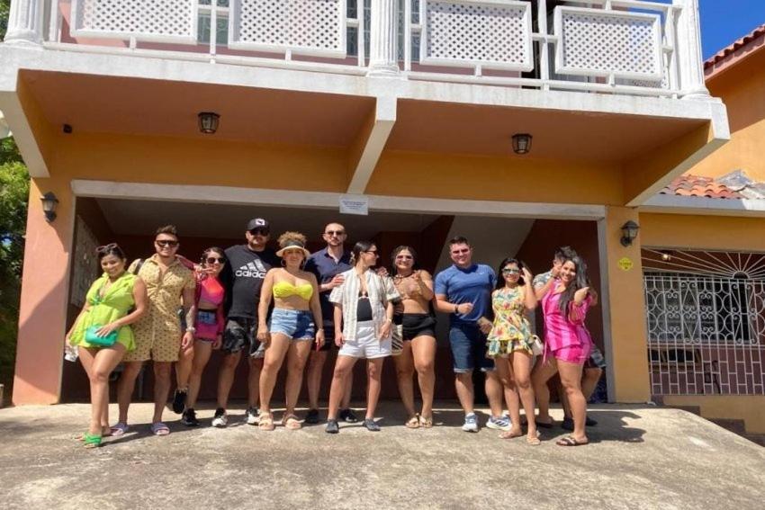 YanceyLargo Estate - Newly Renovated 7BR Beautiful Two-Story w Gorgeous Mountain View villa - 2