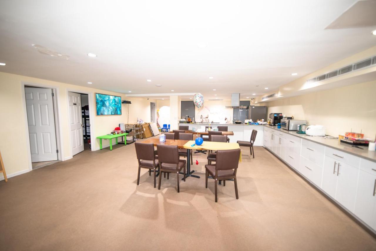 Flushing Garden Hotel - 4