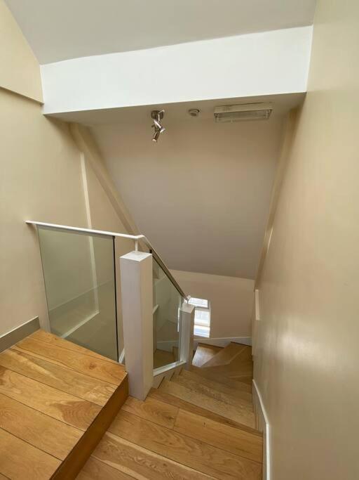 Studio to let in Covent Garden with kitchen - 5