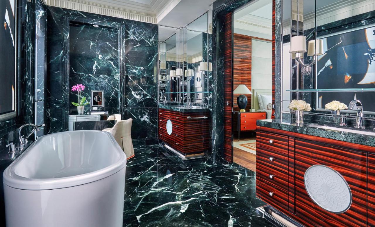 Four Seasons Hotel Bahrain Bay photo