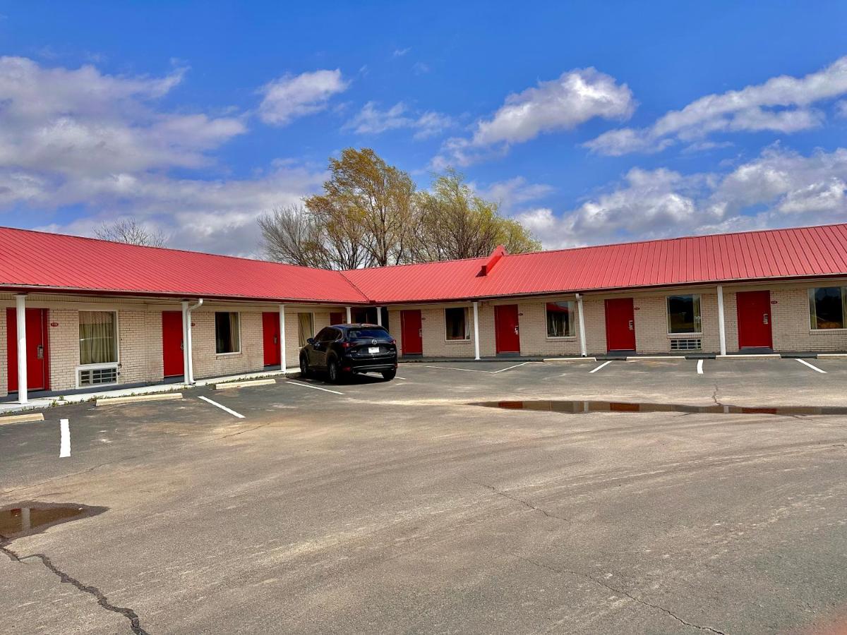 Relax Inn McGehee — photo 13
