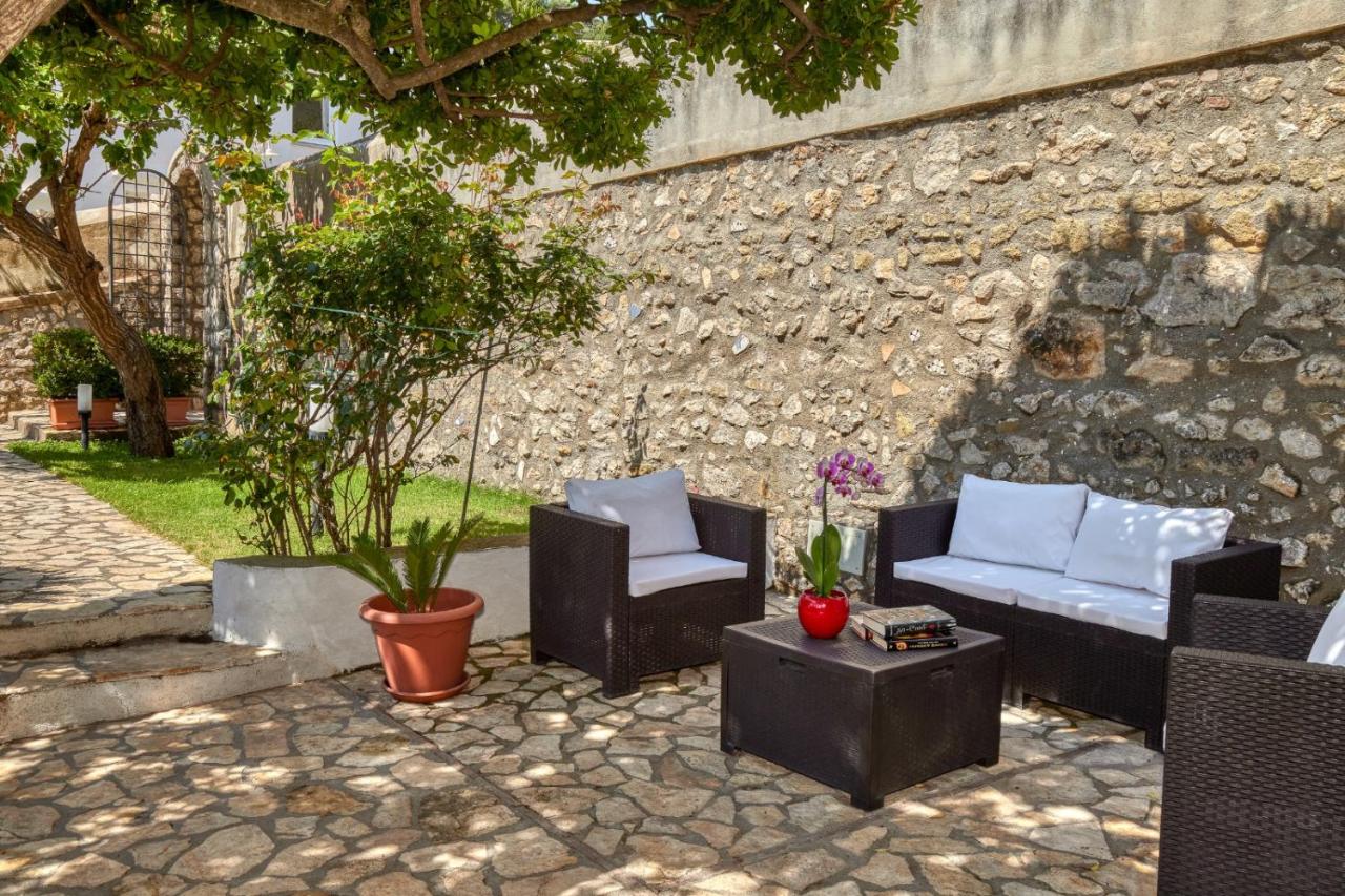 Villa Giardini Luxury Room - 3