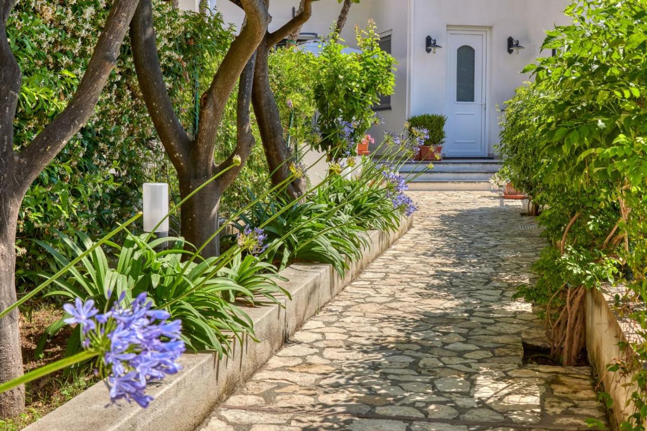 Villa Giardini Luxury Room - 2