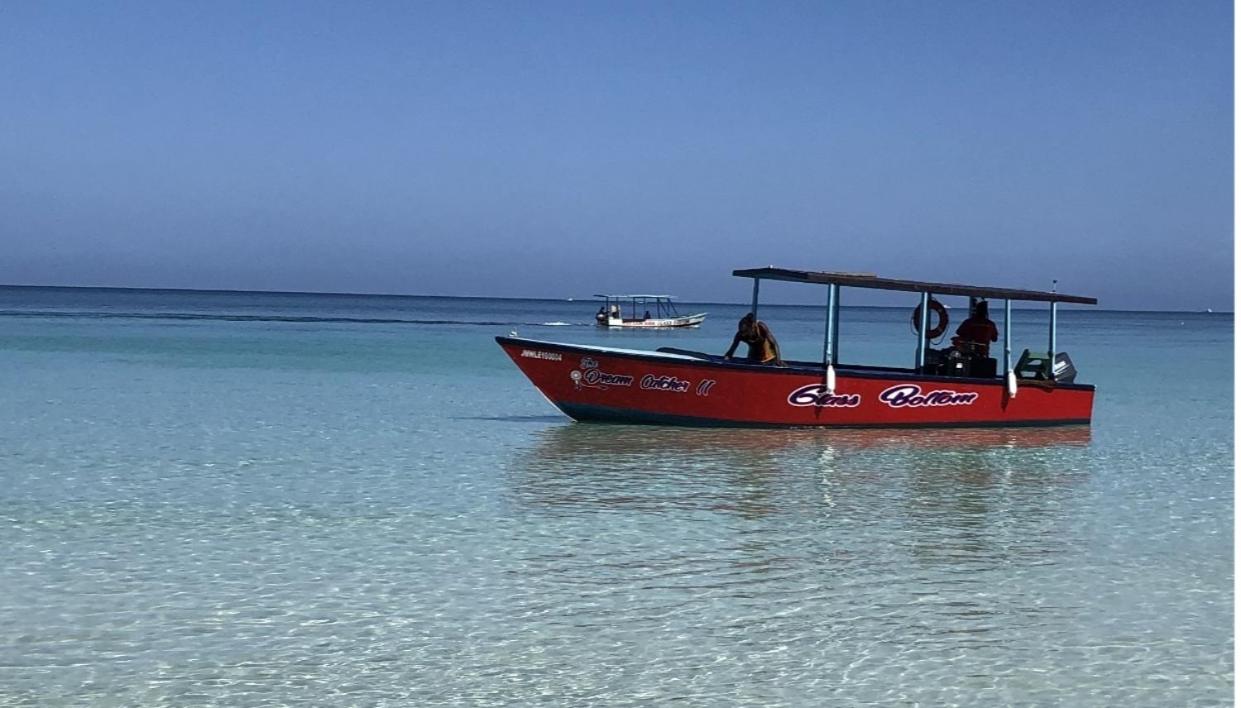 Seacret Studios - Cozy Jamaican Retreat apts - 4