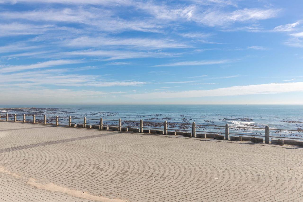 Little Gem On The Promenade - 3