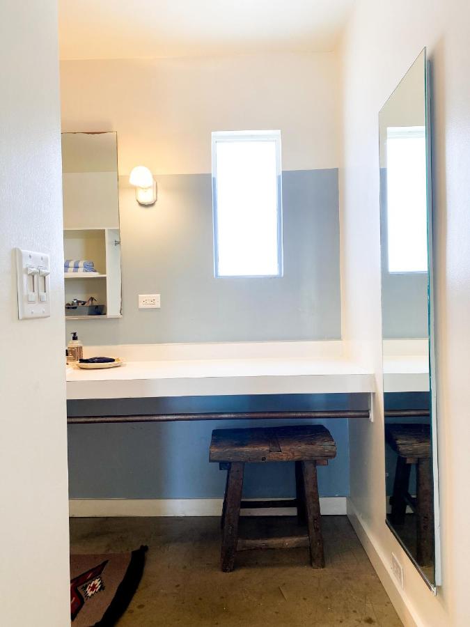 Thunderbird Hotel — photo 16