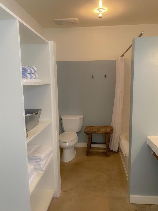 Thunderbird Hotel — photo 3
