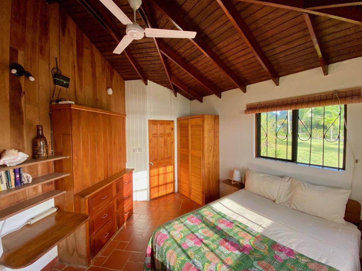 Sea Cliff Eco-Cottages & Gin Distillery - 3